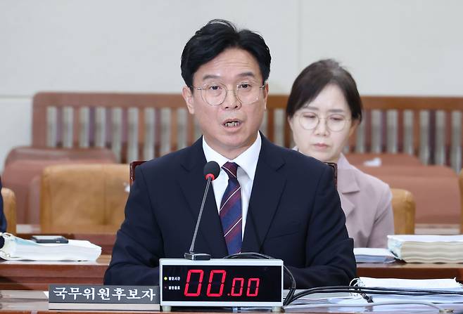 김영훈 고용노동부 장관 후보자가 16일 오호 서울 여의도 국회 환경노동위원회 전체회의장에서 발언하고 있다. /뉴스1