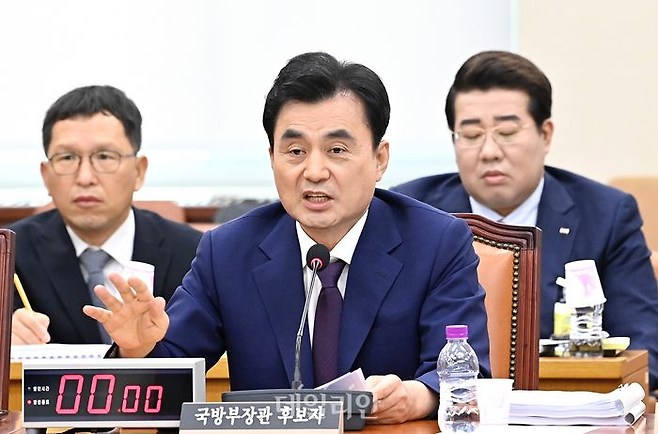 안규백 국방부 장관 후보자가 15일 국회에서 열린 국회 국방위원회 국방부 장관 후보자 인사청문회에서 질의에 답변하고 있다. ⓒ데일리안 홍금표 기자