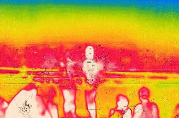 서울 지역에 올해 첫 폭염경보가 발효된 지난 7일 저녁 8시께 서울 남산에서 열화상 카메라 모듈로 촬영한 도심의 모습. 연합뉴스