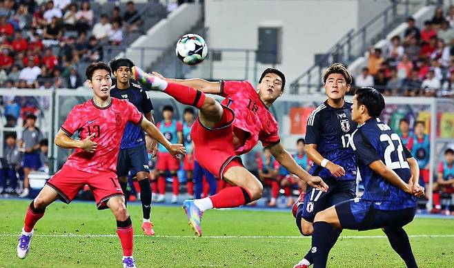 15일 경기도 용인미르스타디움에서 열린 2025년 동아시아축구연맹(EAFF) E-1 챔피언십(동아시안컵) 남자부 최종 3차전 한국과 일본의 경기. 연합뉴스