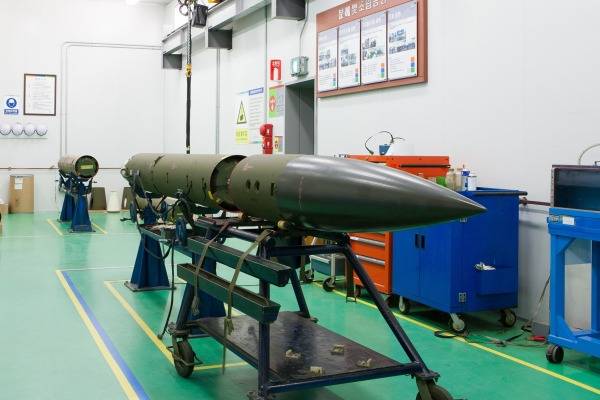 러시아 S-400에 실망한 이라크, 한국 천궁-2로 빠르게 갈아탔다! 한국 방공무기 대박! | 지식텔러