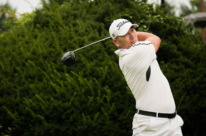 2025 시즌 KPGA 챔피언스투어 ‘제13회 그랜드CC배 KPGA 시니어오픈’ 우승을 차지한 강천구. KPGA 제공