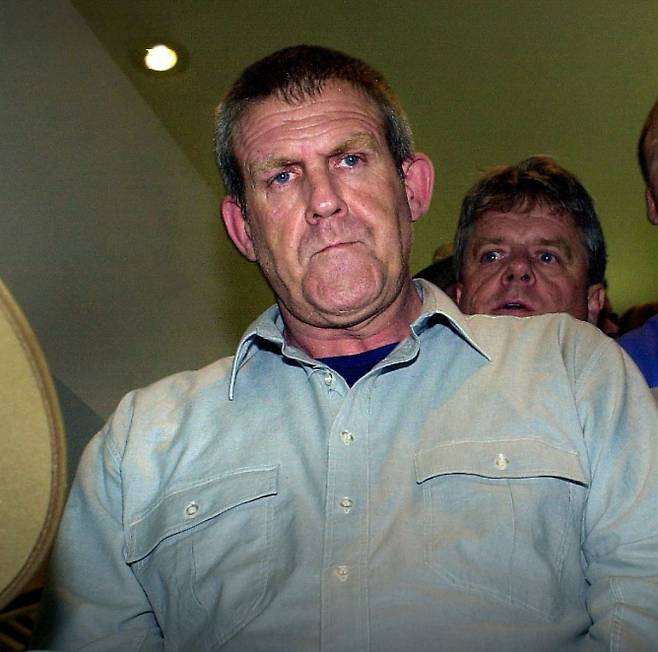 호주서 배낭 여행객을 살해한 브래들리 머독이 수감 중 인후암으로 숨졌다. 사진은 머독의 모습. /사진=컨트리메일 SNS 캡처