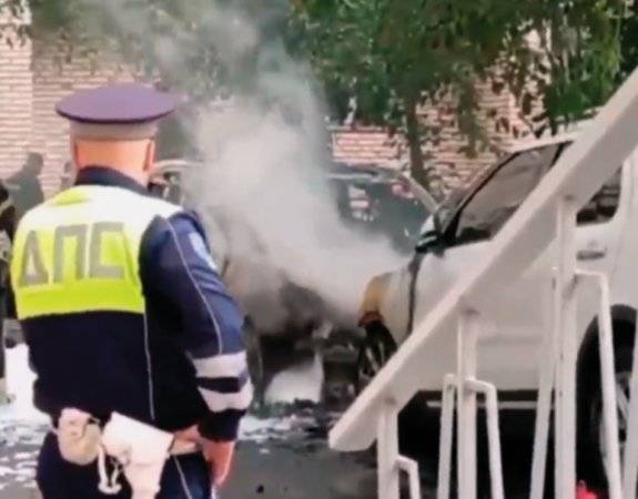 러시아 모스크바 현지 주민이 촬영한 빅토로비치 콤코프 연방보안국(FSB) 제5국장(소장 계급)의 폭사 현장. 텔레그램 캡처