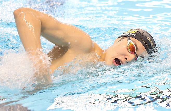 세계수영선수권대회 자유형 200m 에서 2연패를 노리는 김우민. 사진=연합뉴스