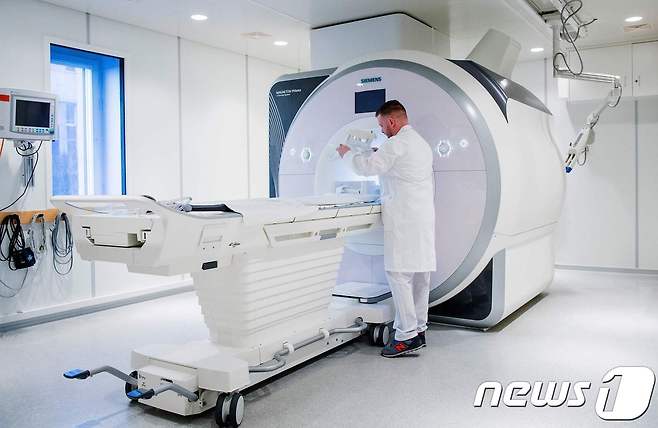 스웨덴 스톡홀름 한 병원의 자기공명영상장치(MRI). 사진은 기사 내용과 관계 없음. ⓒ AFP=뉴스1