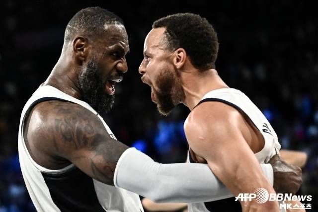 제임스와 커리는 2024 파리올림픽에서 동반 활약, 금메달을 차지했다. 사진=AFPBBNews=News1