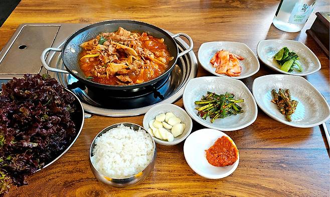 돼지 불백 한상