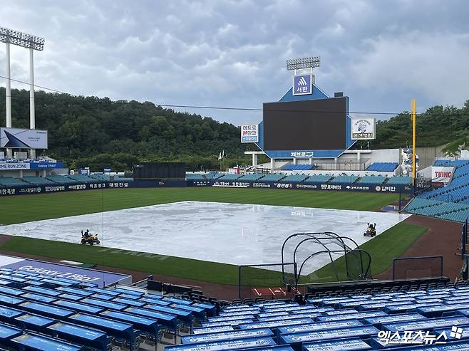 19일 삼성 라이온즈와 키움 히어로즈의 KBO리그 정규시즌 맞대결이 열릴 예정이었던 대구 삼성라이온즈파크. 두 팀의 경기는 우천으로 취소됐다. 대구, 최원영 기자