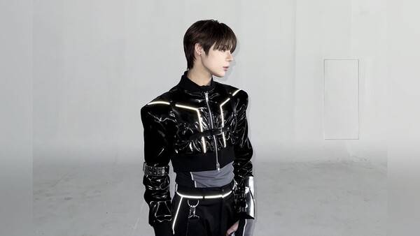 저스틴/사진=SMTR25 인스타그램