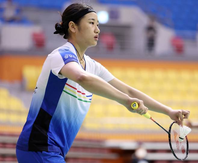 안세영(삼성생명)이 7일 전북 익산시 실내체육관에서 열린 2025 대통령기 전국종별배드민턴 선수권 대회 여자일반부 단체 결승경기에 출전해 경기를 치르고 있다. 사진은 기사 내용과 직접적인 관련이 없음./사진=뉴스1 유경석 기자