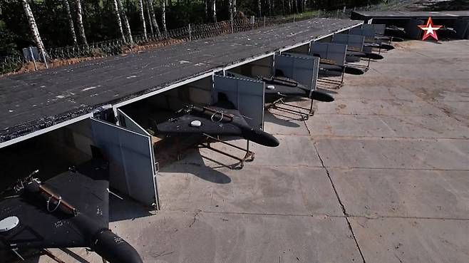 러시아 유력 군사전문채널이 입수해 20일(현지시간) 공개한 알라부가 경제특구 내 게란-2 생산 공장 내부. 2025.7.20 텔레그램