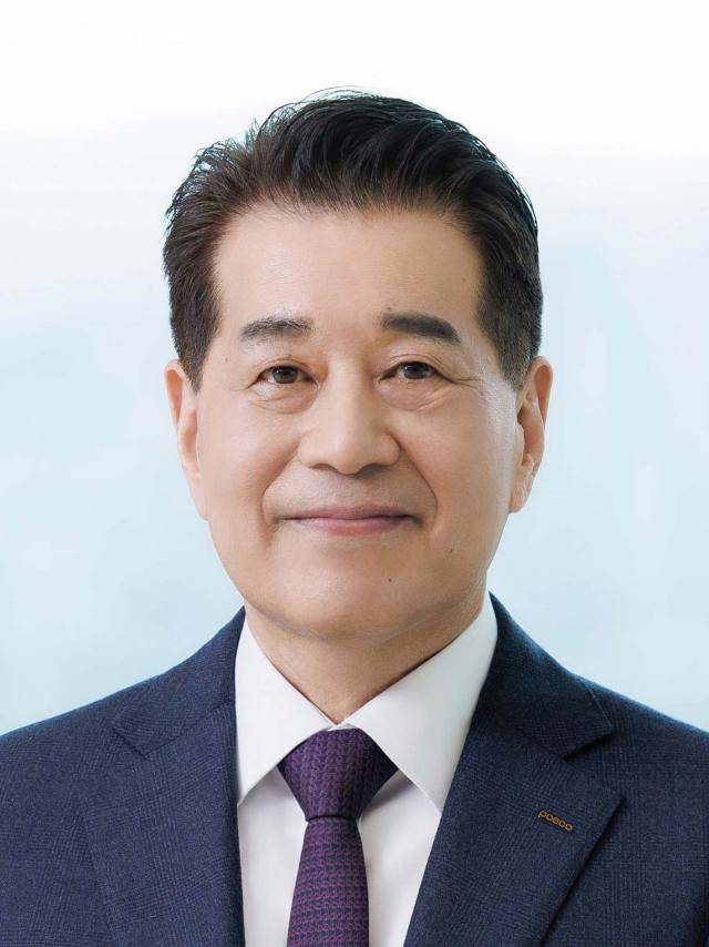 포스코그룹이 집중호우로 피해를 입은 지역 지원을 위해 구호 성금 20억원을 출연한다. 장인화 포스코그룹 회장. /포스코그룹