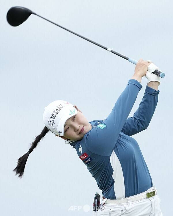 2025년 일본여자프로골프(JLPGA) 투어 메이지 야스다 레이디스 골프토너먼트 우승을 차지한 코이와이 사쿠라(일본). 사진제공=ⓒAFPBBNews = News1