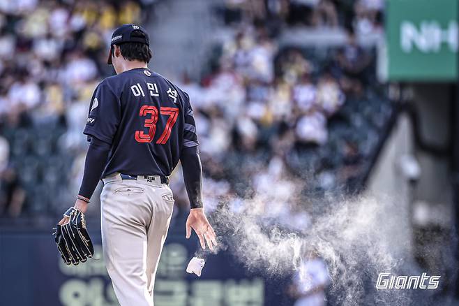 이민석이 6월 이후 리그 국내 투수 중 가장 낮은 평균자책점을 기록 중이다. 롯데는 기대주의 성장에 화색이다.