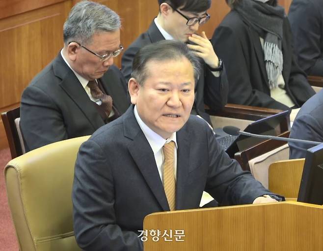 지난 2월11일 서울 종로구 헌법재판소에서 열린 윤석열 대통령 탄핵심판 7차 변론에 증인으로 출석한 이상민 전 행정안전부 장관이 발언하고 있다. 헌법재판소 제공