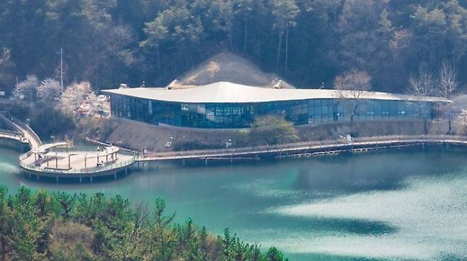 전북 전주 아중호수도서관 전경. 전주시 제공