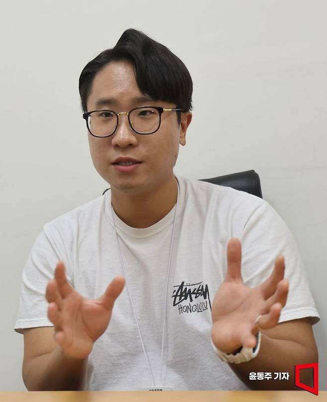 김노아 종로경찰서 여청계 학대예방경찰관이 아시아경제와 인터뷰를 하고 있다. 윤동주 기자