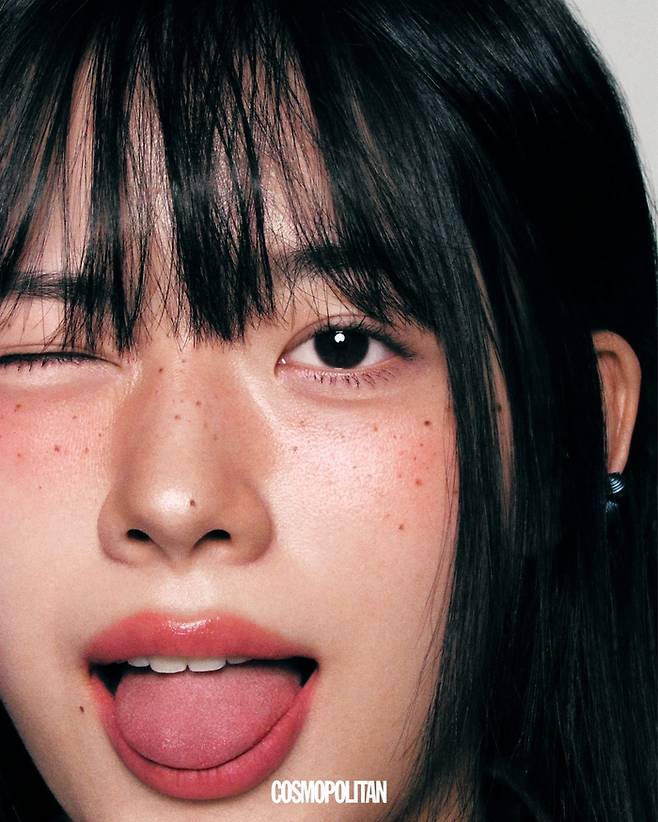 이재인. 사진|코스모폴리탄