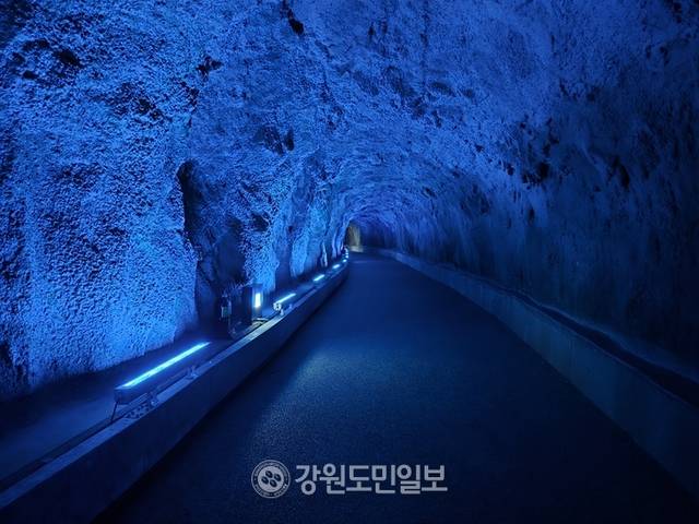 ▲ ‘2025 태백 in 발원지 백패킹 페스티벌’이 오는 26일부터 27일까지 2일간 통리 탄탄파크 일원에서 200여명이 참가한 가운데 진행된다. 백패킹 페스티벌 캠핑 장소인 통리 탄탄파크 폐탄광 갱도 모습. 전인수