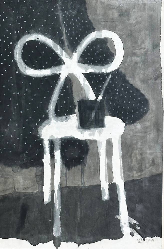필몽_나비의자_43x65cm_화선지에 먹, 혼합재료_2025