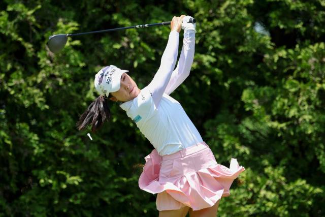 김효주와 한 조 대결을 벌이는 윤이나. 사진 제공=AFP연합뉴스