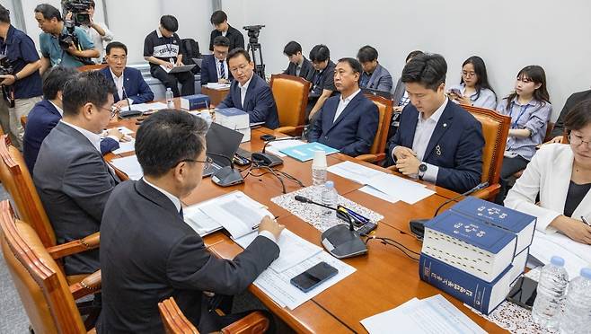 '노란봉투법' 심사 시작하는 국회 환노위 법안소위. /사진=연합뉴스