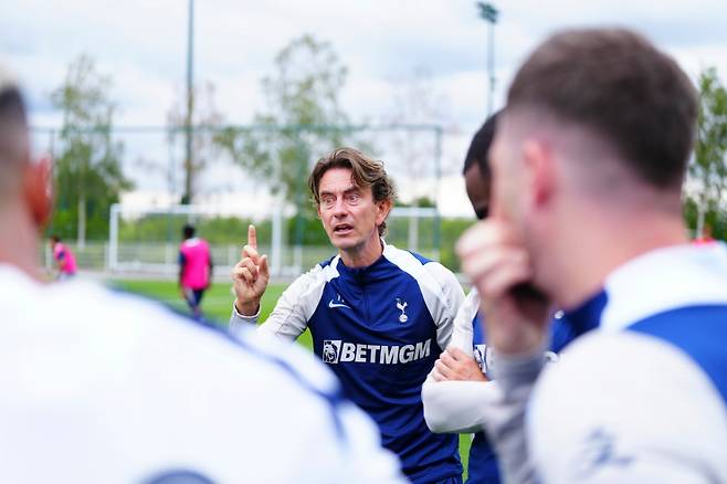 토마스 프랑크 토트넘 감독. /사진=토트넘 SNS 캡처