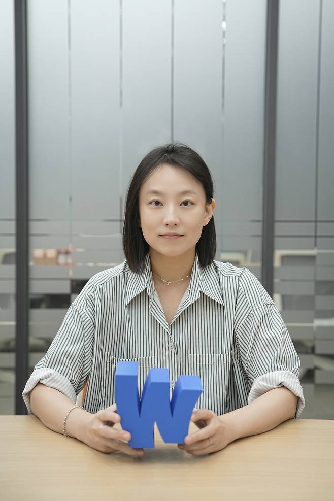 'S라인' 안주영 감독 /사진=웨이브