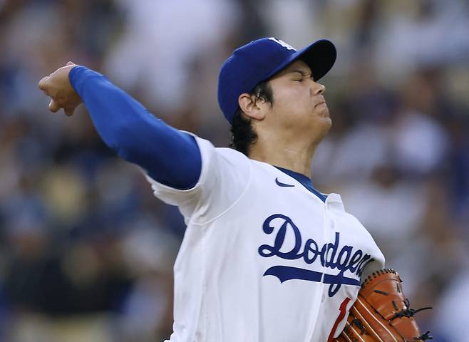 오타니 쇼헤이가 선발투수로 본격적인 이닝 소화에 나서면서 다저스는 6인 로테이션을 가동하기로 했다. AFP연합뉴스