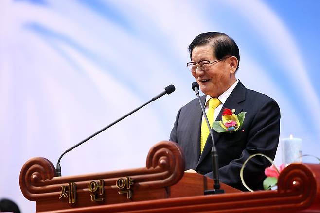2012년 3월14일 열린 신천지 창립 제28주년 기념예배에 참석한 이만희 교주. ⓒ시사IN 조남진