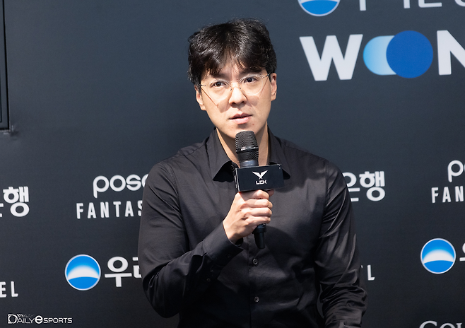 T1 '꼬마' 김정균 감독