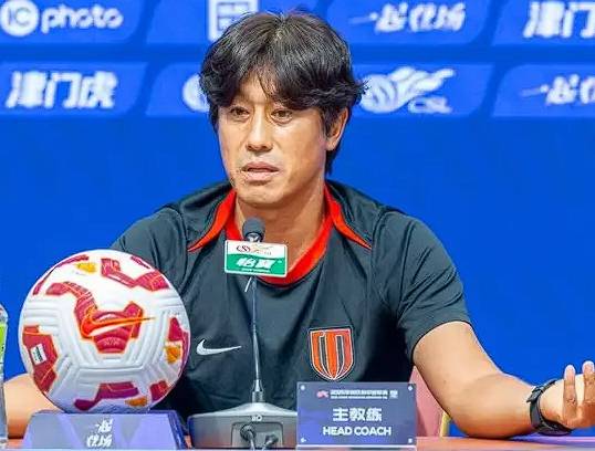 서정원 청두 룽청 감독. /사진=중국 축구왕 갈무리