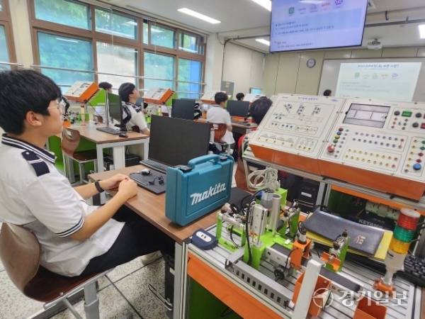 전기전자과 수업모습. 박화선기자