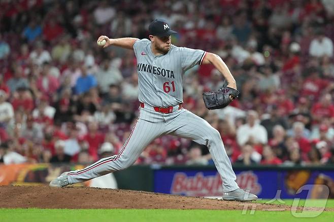 LA 다저스 유니폼을 다시 입는 브록 스튜어트. ⓒ AFP=뉴스1