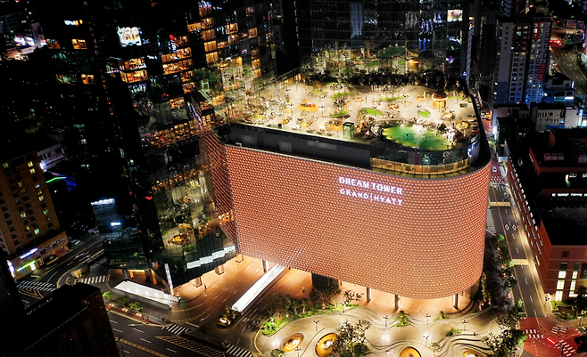 제주드림타워 복합리조트. (롯데관광개발 제공)