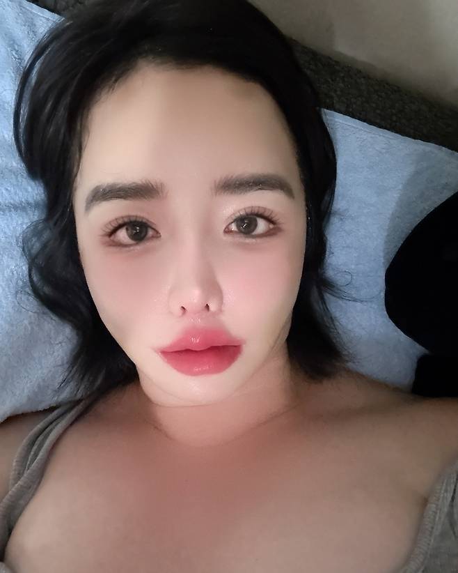 박봄 인스타그램.