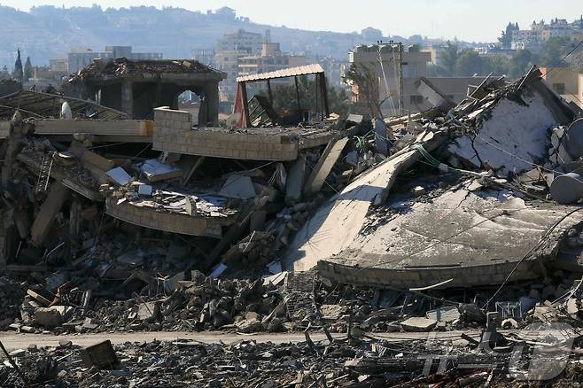 이스라엘과 헤즈볼라의 전쟁으로 레바논 남부의 허물어진 건물. ⓒ AFP=뉴스1 ⓒ News1 우동명 기자