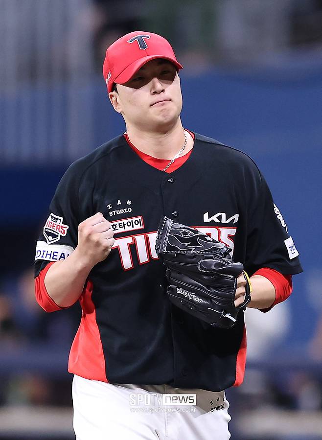 ▲ 리그 정상급 마무리인 정해영은 이날 구속이 평소보다 4~5km 뚝 떨어지며 우려를 샀다 ⓒ곽혜미 기자