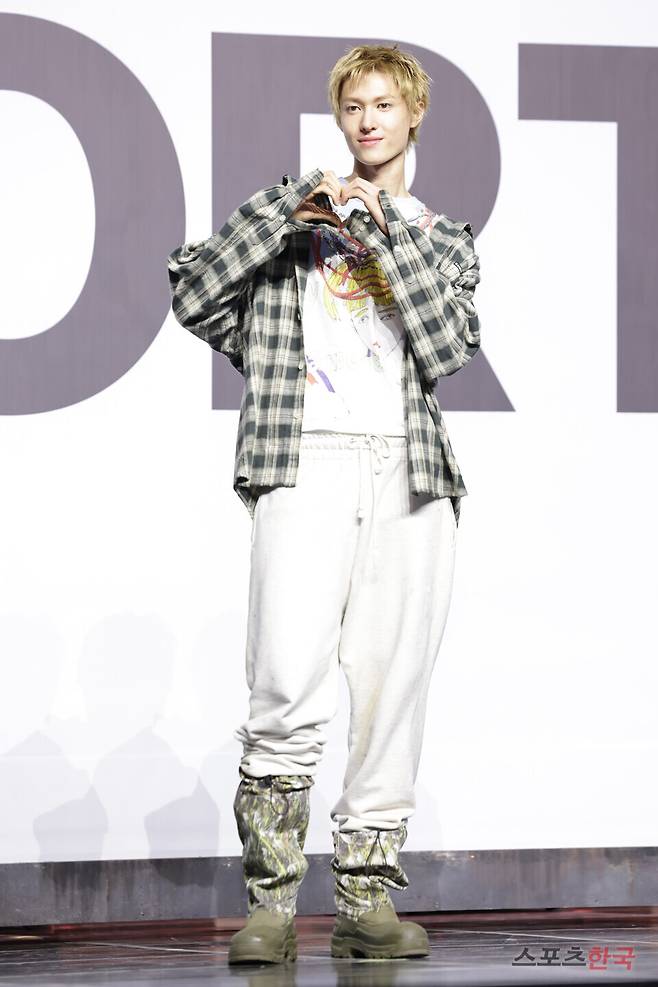 데뷔 앨범 'COLOR OUTSIDE THE LINES' 미디어 쇼케이스에 참석한 그룹 코르티스(CORTIS) 마틴. 25.8.18 ⓒ이혜영 기자 lhy@hankooki.com