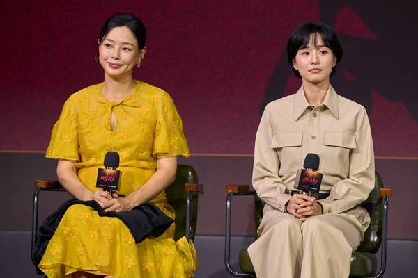 ▲ 지난 18일 서울 마포구 호텔 나루 서울 엠갤러리에서 열린 넷플릭스 시리즈 '애마' 제작발표회 현장. 사진=넷플릭스 제공.