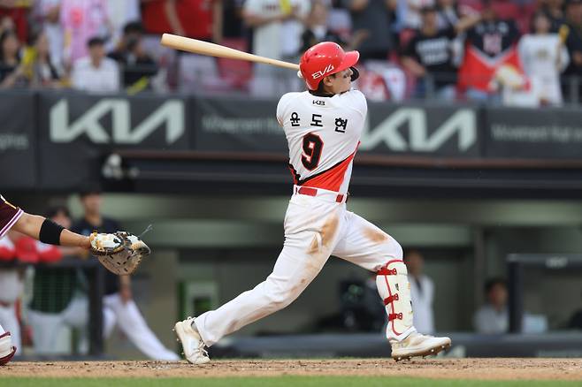 손가락 부상으로 시즌을 조기에 마감한 윤도현. KIA 제공