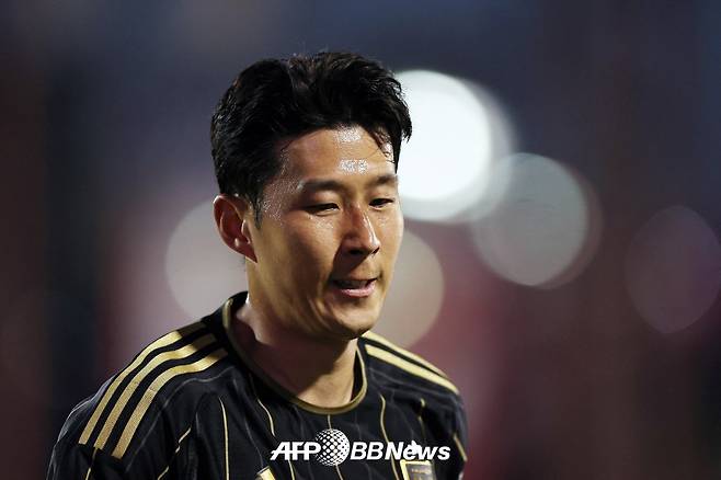 24일 미국 텍사스주 댈러스의 도요타 스타디움에서 열린 FC댈러스와의 2025 미국 프로축구 메이저리그사커(MLS) 28라운드에 출전한 로스앤젤레스(LA)FC 손흥민. /AFPBBNews=뉴스1