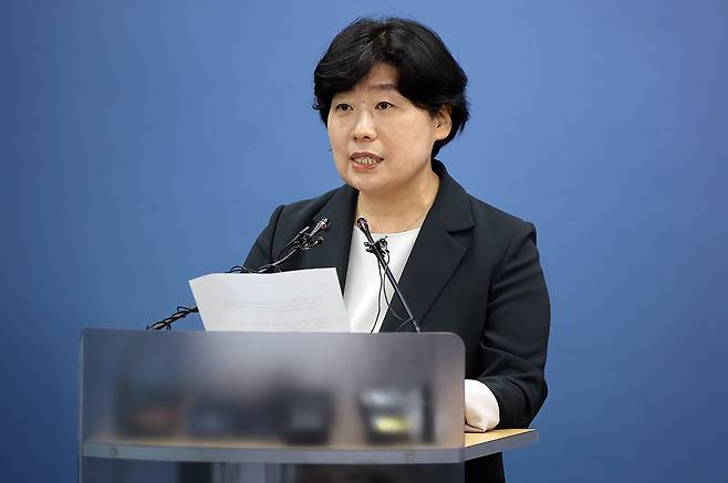 12·3 비상계엄' 관련 내란·외환 사건을 수사하는 내란특검팀 박지영 특검보가 24일 오후 서울 서초구 서울고등검찰청에 마련된 내란특검 사무실에서 정례 브리핑을 하고 있다. 사진=뉴스1