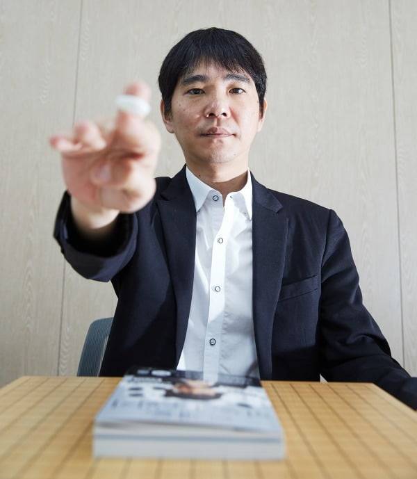 이세돌 전 프로 바둑 기사가 서울 중림동 한국경제신문 본사에서 인터뷰하고 있다. ⓒ문덕관