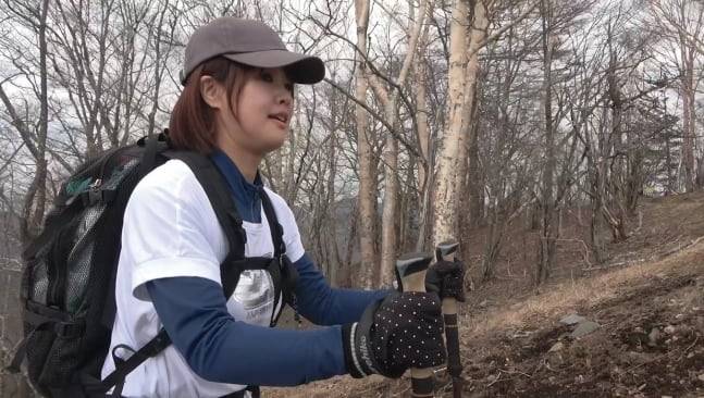 옴진리교 교주의 셋째 딸 마쓰모토 리카의 삶을 그린 다큐멘터리 영화 '내가 그의 딸이다'의 한 장면. /EBS 다큐멘터리영화제