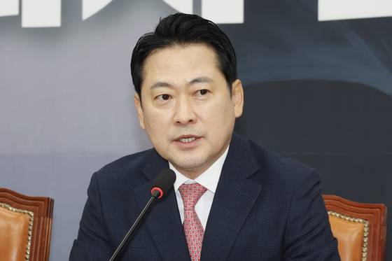 장동혁 국민의힘 대표가 28일 오전 국회에서 열린 최고위원회의에 참석해 발언하고 있다. 전민규 기자