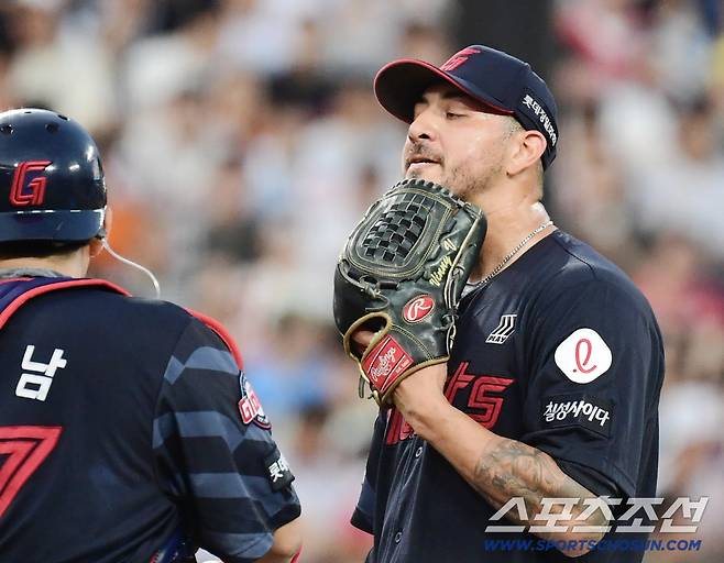 13일 대전 한화생명 볼파크에서 열린 한화 이글스와 롯데 자이언츠의 경기. 2회 선취 실점을 허용한 롯데 선발 벨라스케즈. 대전=송정헌 기자songs@sportschosun.com/2025.08.13/