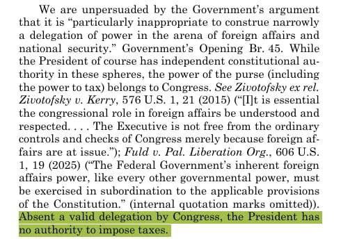 미국 워싱턴DC 연방순회항소법원이 지난 29일 공개한 판결문. 과세 권한이 의회에 전적으로 귀속되며, 명확한 의회의 승인이 확인되지 않으므로 대통령이 세금을 부과할 권리가 없다는 점을 적시하고 있다. /판결문 캡처