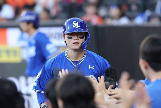 29일 한화전서 더그아웃으로 들어오는 박승규의 모습. /사진=삼성 라이온즈